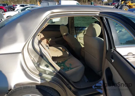 2004 Honda Accord 2.4 Lx from USA, damaged, VIN 3HGCM56394G705883